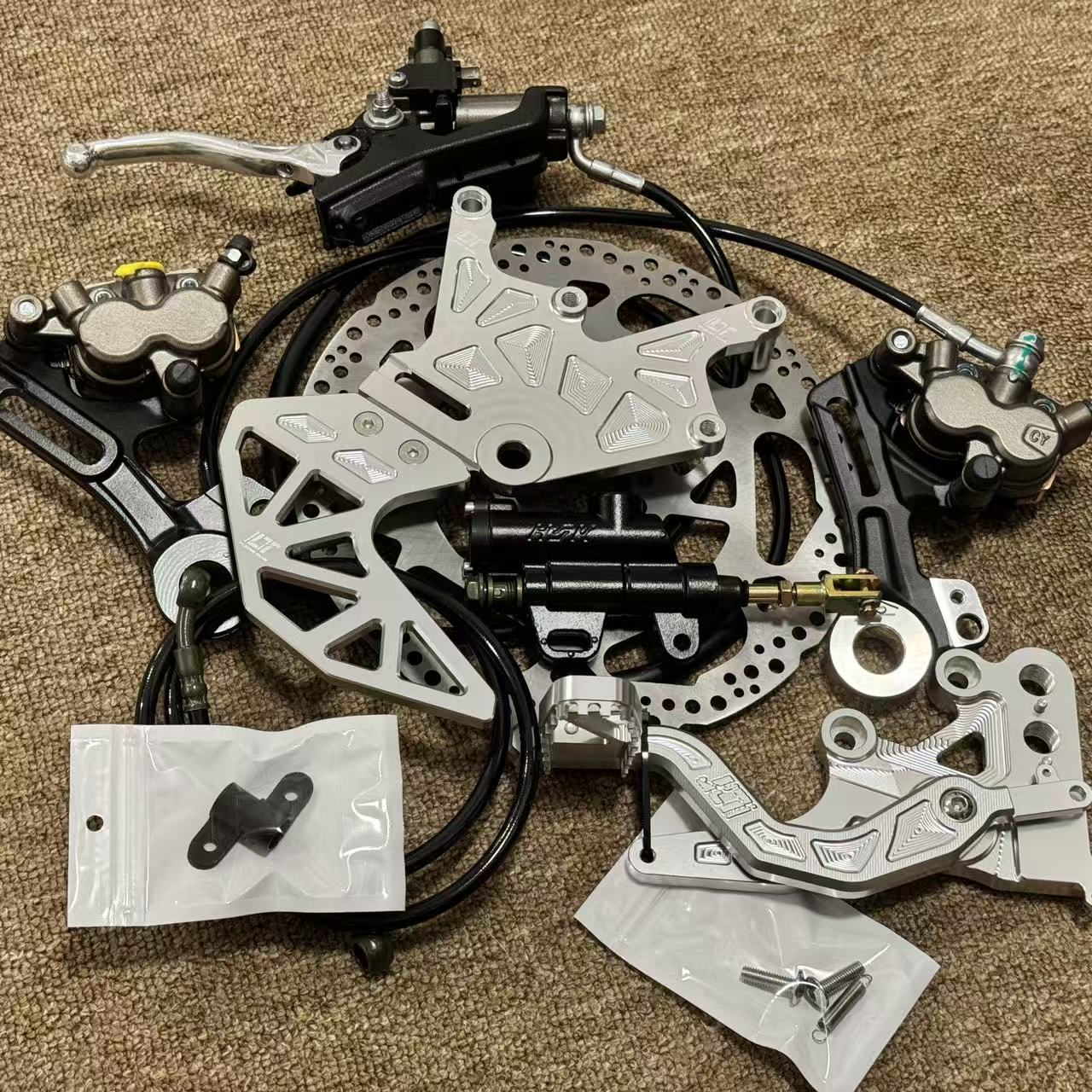 طقم حامل مزدوج للمكابح الخلفية - مراجعة Brake Caliper وسعره
